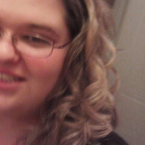 Meet your Posher, Abbie